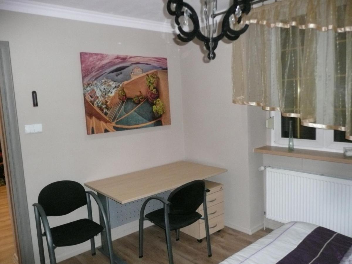 Ferienwohnung Apartament U Eli Jelenia Góra Exterior foto